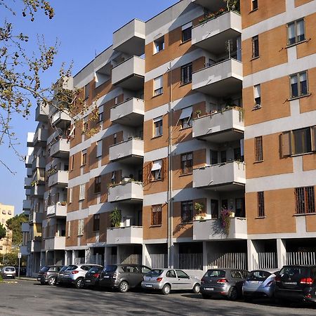 Bed And Breakfast Roma Vitinia Esterno foto